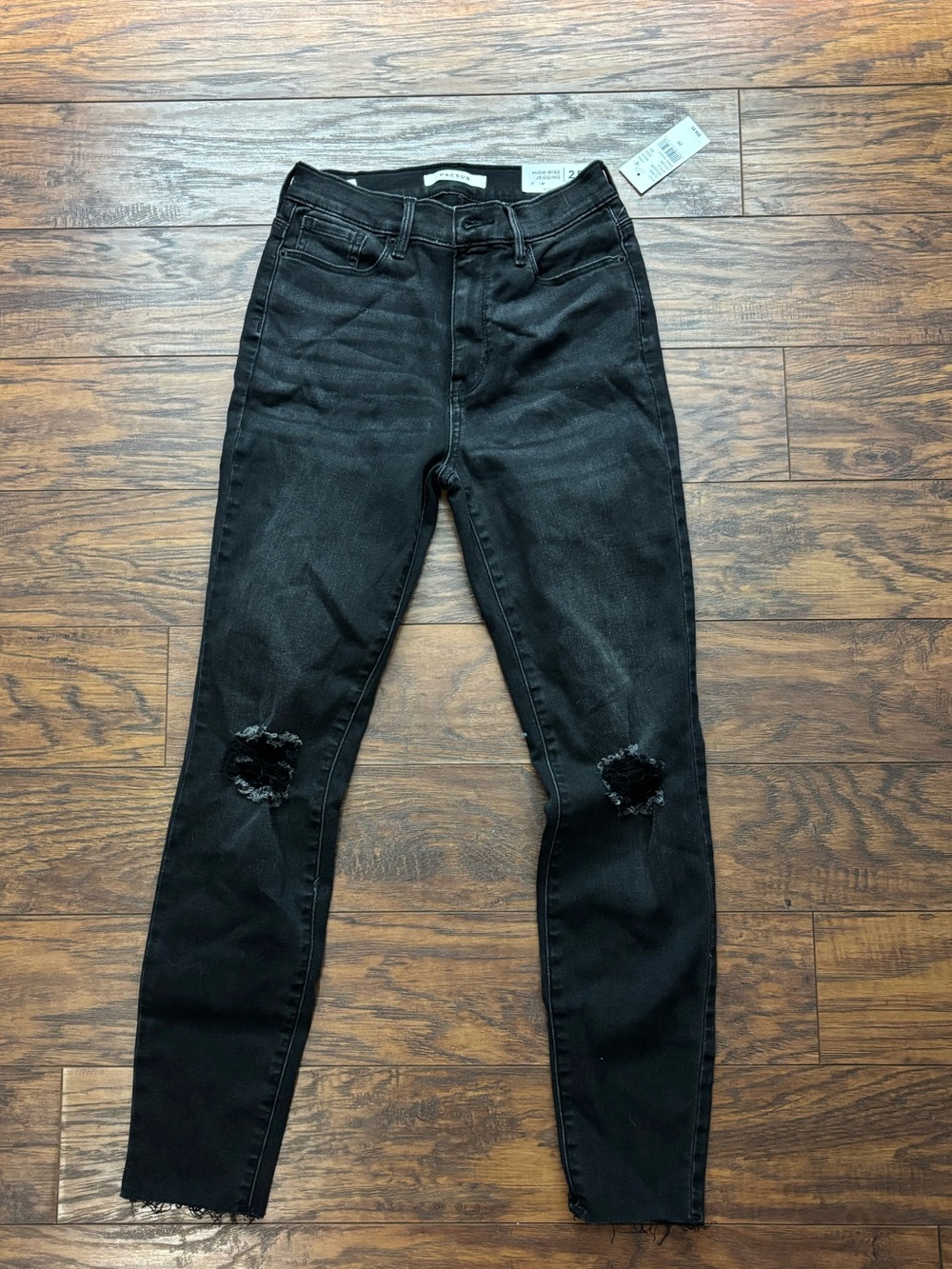 Pacsun Black Ripped High-Rise Skinny Jeans never worn size 3